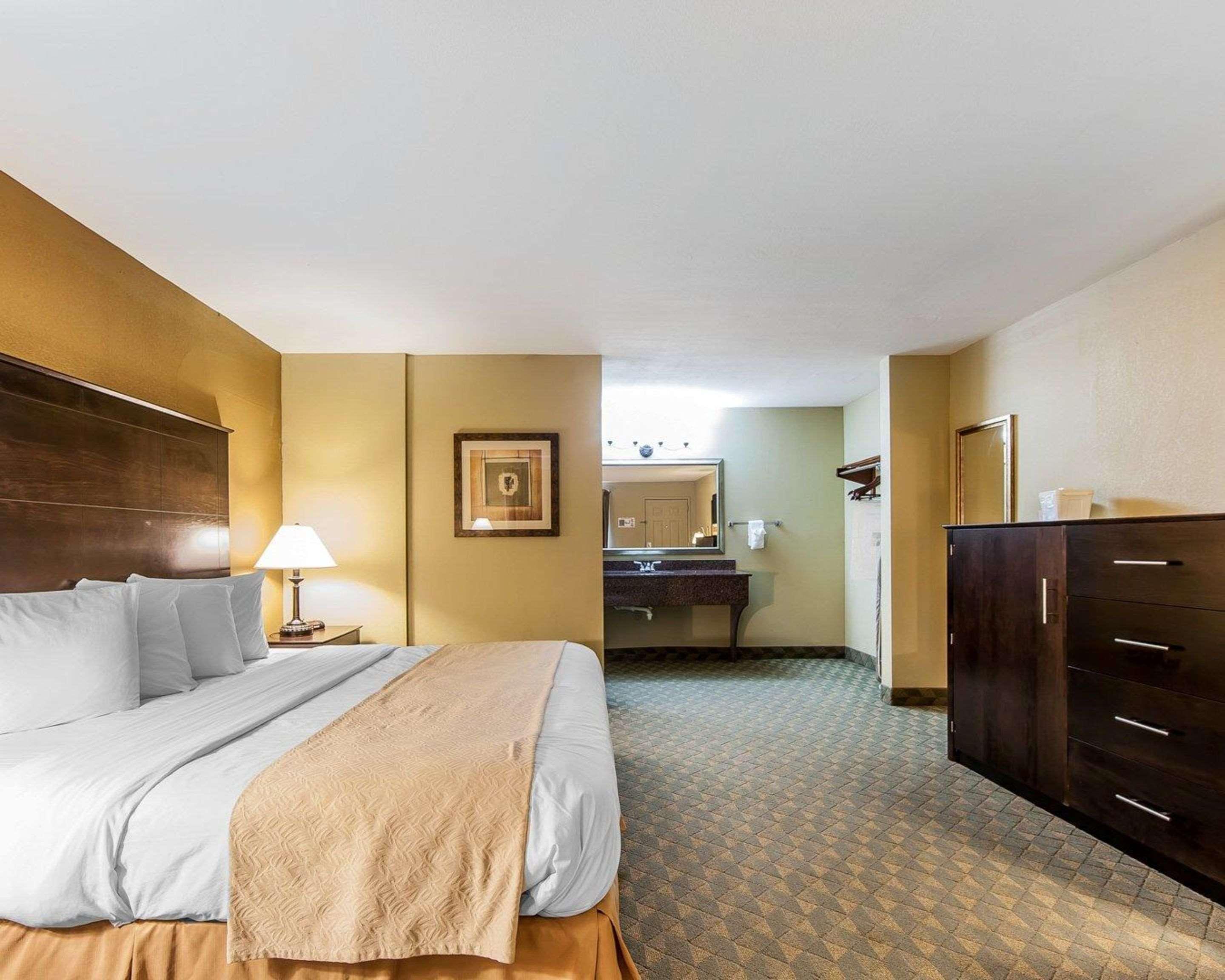 Quality Inn & Suites Bremen Esterno foto