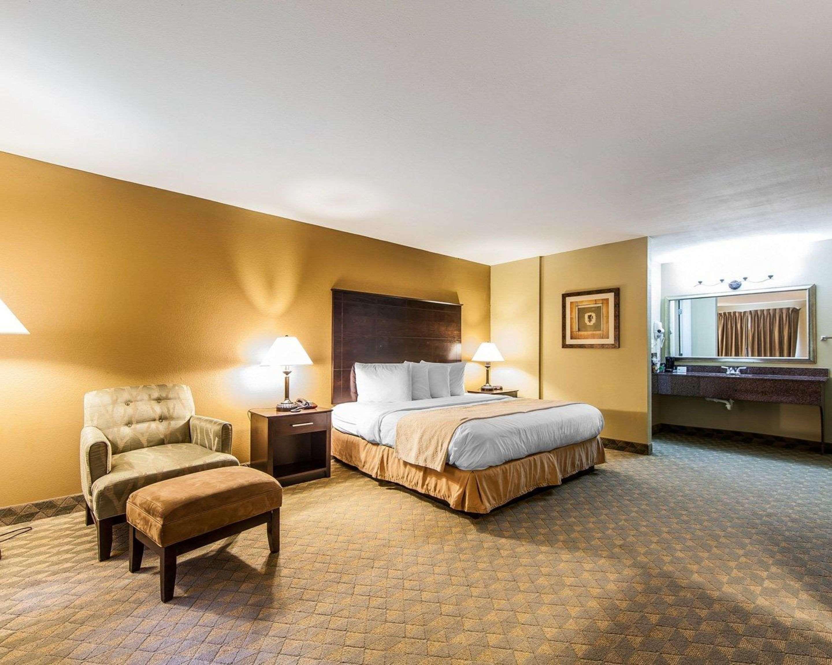 Quality Inn & Suites Bremen Esterno foto